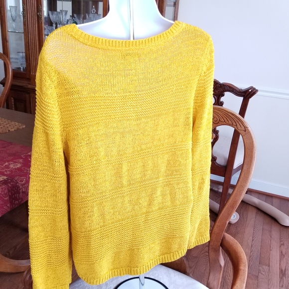 Style & Co

Mixed-Stitch Crew-Neck Sweater M - Picture 4 of 7